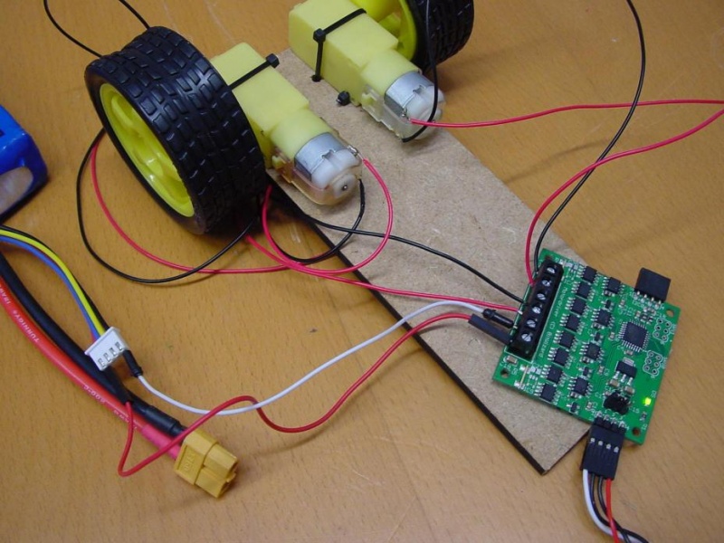 File:MotorWheelConnection.jpg